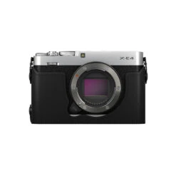 Fuji X-E4 Silver+ Kit Accesorios**